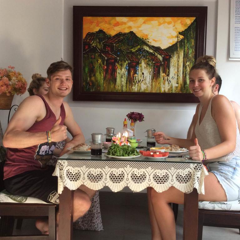 Gia Vien Homestay Хойан Экстерьер фото
